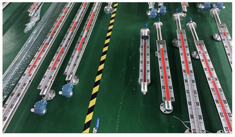 浮子翻板液位計產品圖